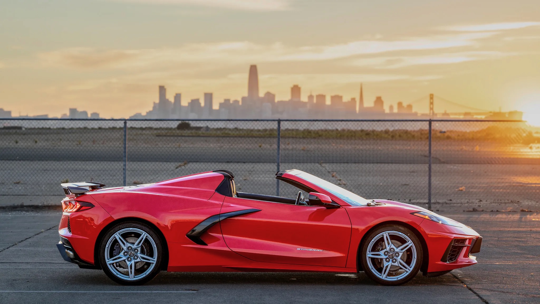 2025 Corvette Stingray Convertible — view 1