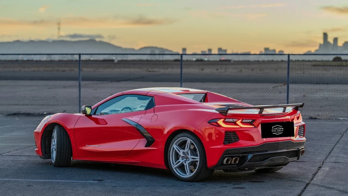 2025 Corvette Stingray Convertible — view 3