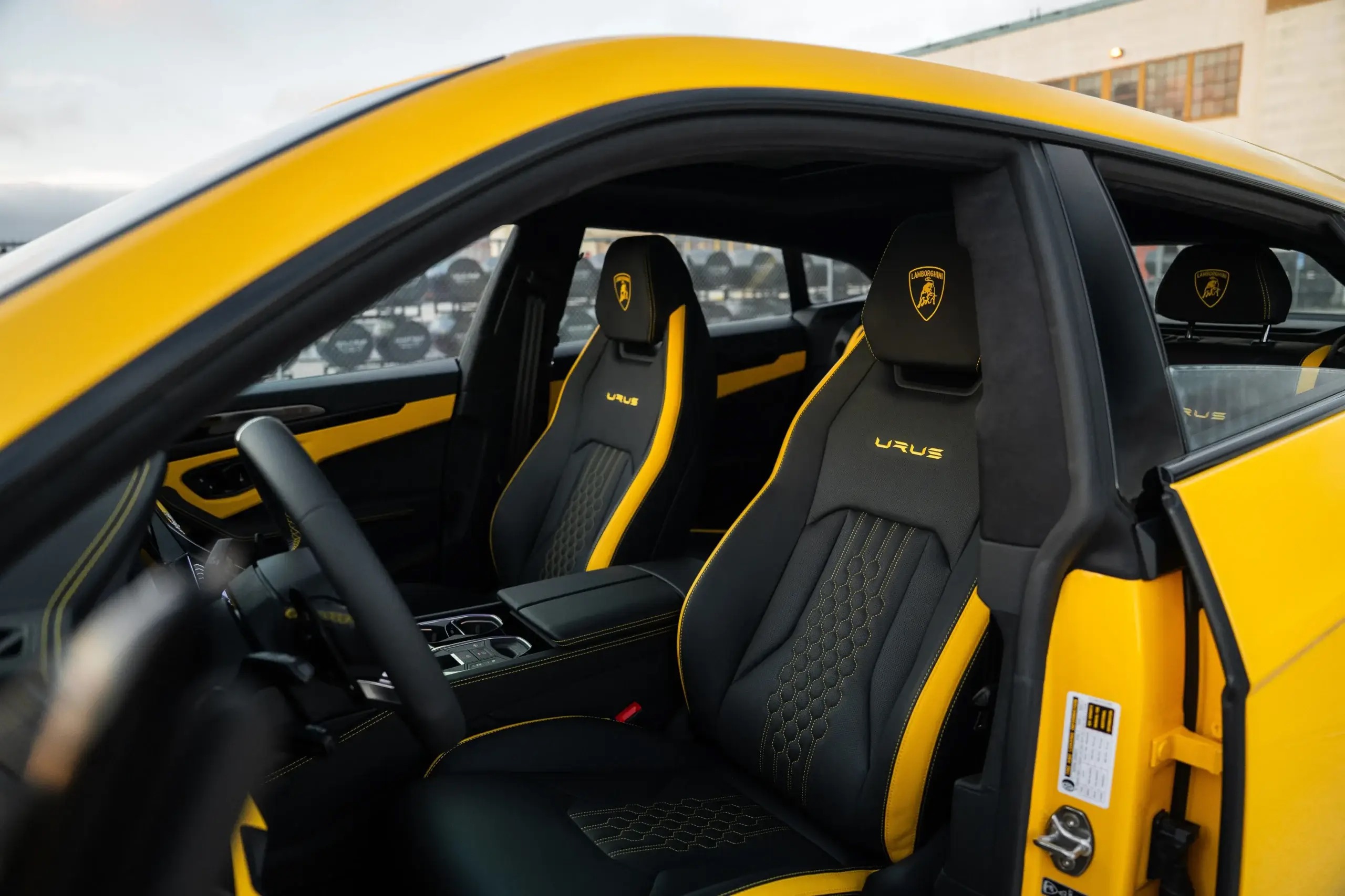 2023 Lamborghini Urus Sport — front seats