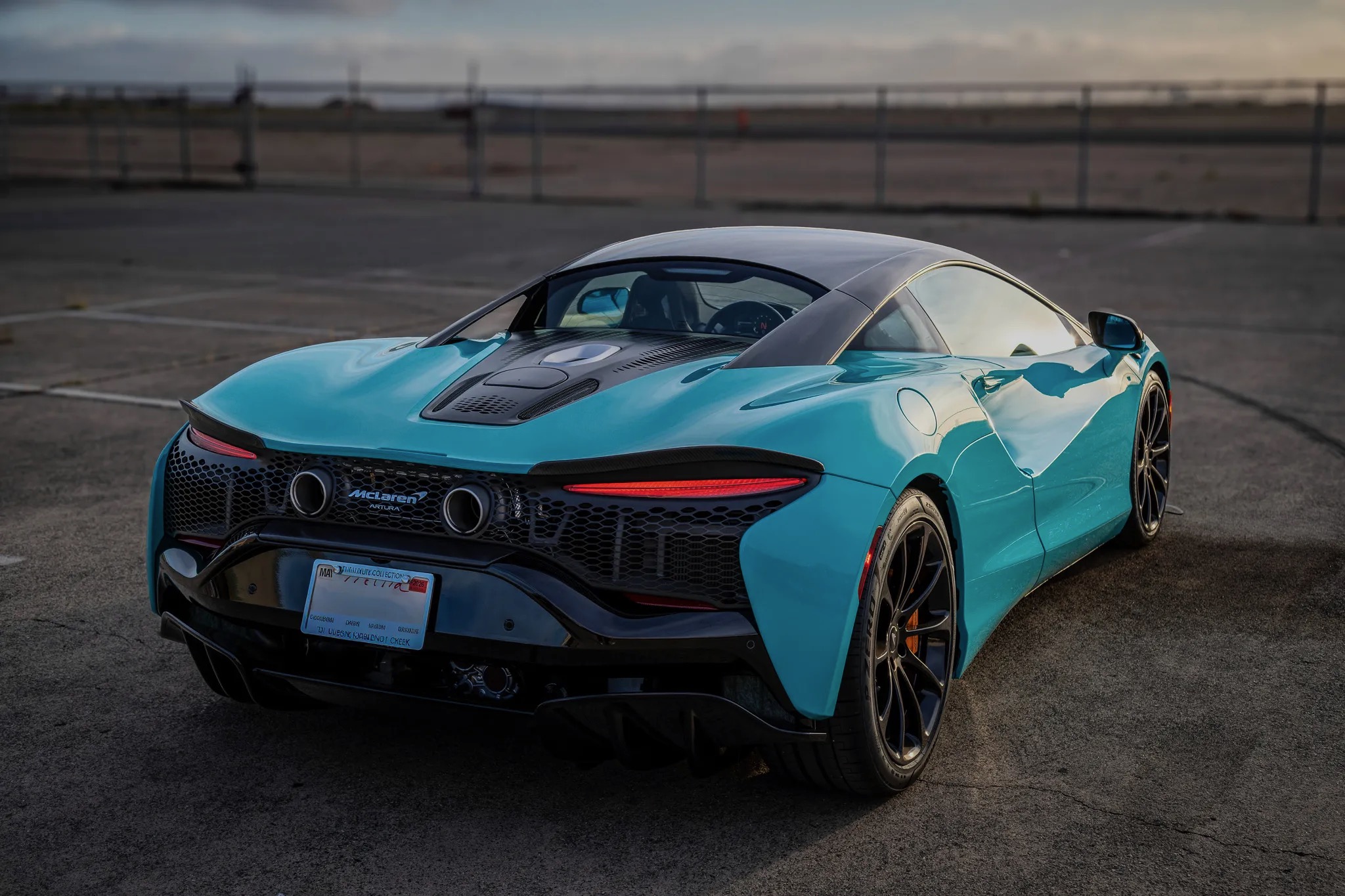 2023 McLaren Artura — view 1