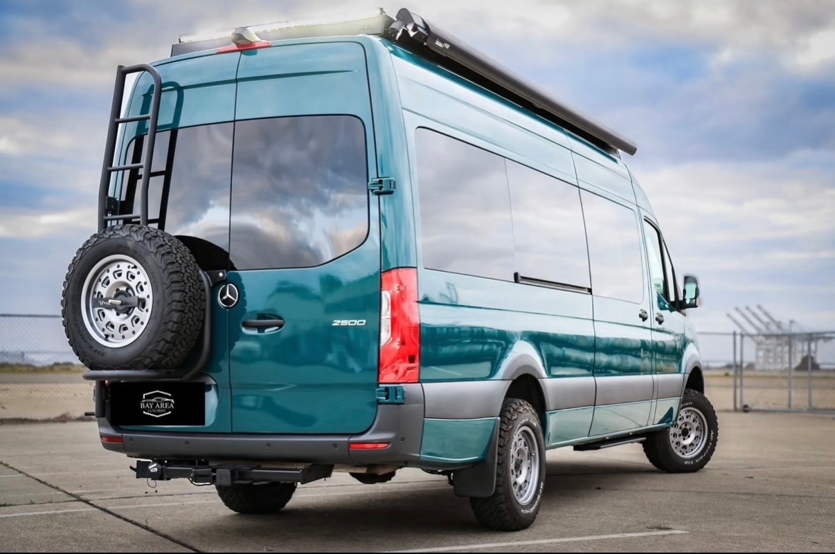 2023 Mercedes Sprinter — view 1