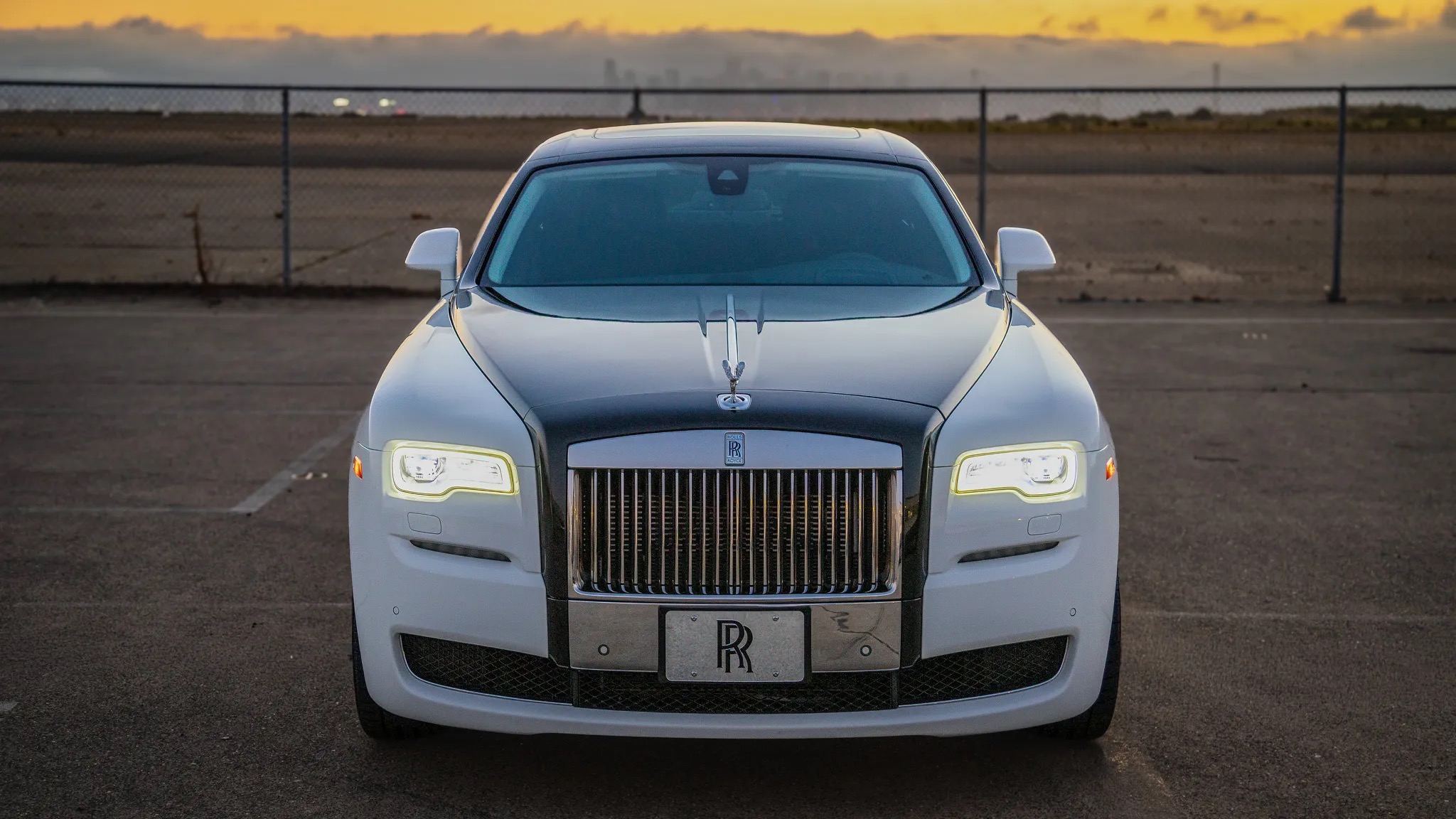 2017 Rolls-Royce Ghost — view 6